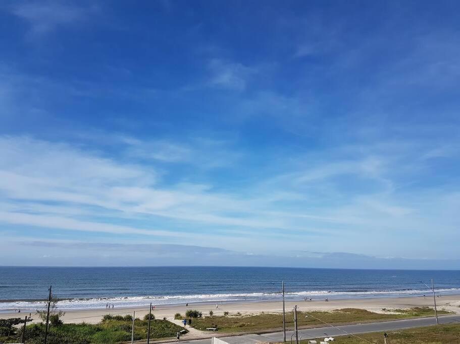 Ensolarado Apto Com Vista Para O Mar Матиньюс Экстерьер фото